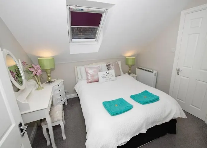 Lägenhet Albatross - Floor - Sea & Castle Views & Parking Space!